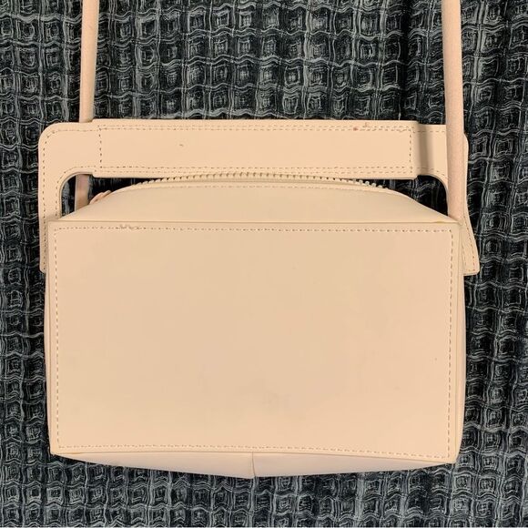 ZARA Pink Funky Retro Radio Summer Fun Purse Stereo Bag Small - Picture 9 of 10